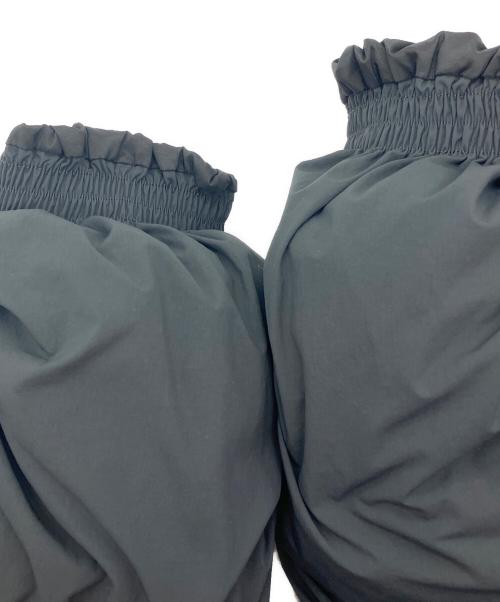 STUDIO NICHOLSON（スタジオ ニコルソン）STUDIO NICHOLSON (スタジオ ニコルソン) ECODOWN RECYCLD POLY エコダウンジャケット グレー サイズ:Mの古着・服飾アイテム