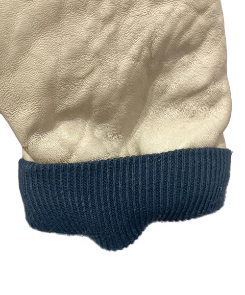 AVIREX（アヴィレックス）AVIREX (アヴィレックス) インディアンワッペン レザースタジャン ネイビー×ホワイト サイズ:Lの古着・服飾アイテム