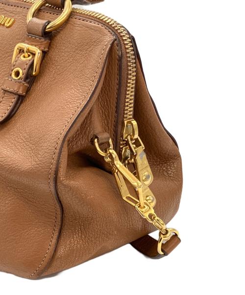 MIU MIU（ミュウミュウ）MIU MIU (ミュウミュウ) マドラス レザー2WAYバッグ ブラウンの古着・服飾アイテム