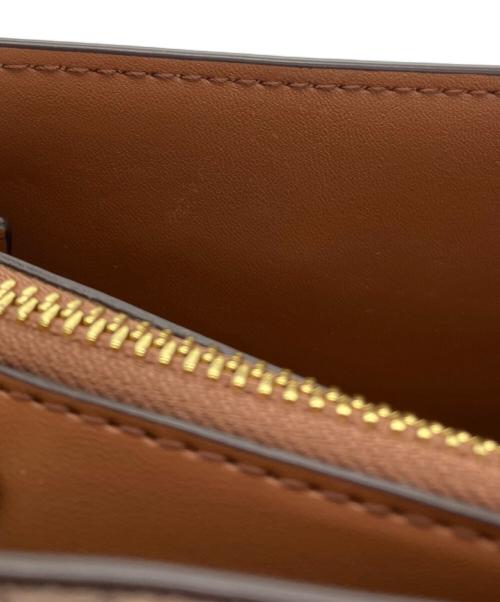 MICHAEL KORS（マイケル・コース）MICHAEL KORS (マイケル・コース) SHEILA センタージップ サッチェル スモール ベージュの古着・服飾アイテム