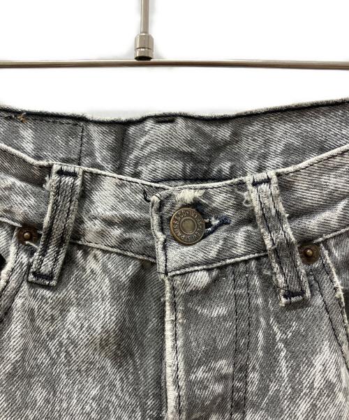 LEVI'S（リーバイス）LEVI'S (リーバイス) 90S 501ケミカルウォッシュデニムパンツ グレー サイズ:32の古着・服飾アイテム