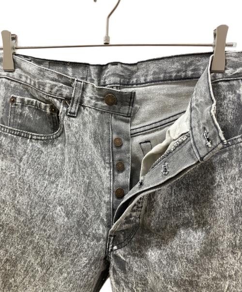 LEVI'S（リーバイス）LEVI'S (リーバイス) 90S 501ケミカルウォッシュデニムパンツ グレー サイズ:32の古着・服飾アイテム