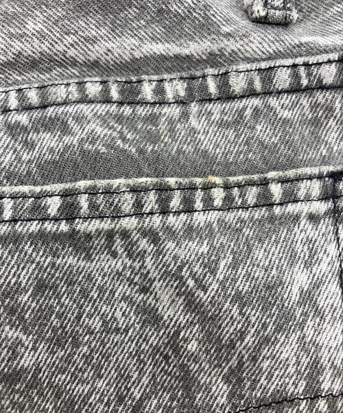 LEVI'S（リーバイス）LEVI'S (リーバイス) 90S 501ケミカルウォッシュデニムパンツ グレー サイズ:32の古着・服飾アイテム
