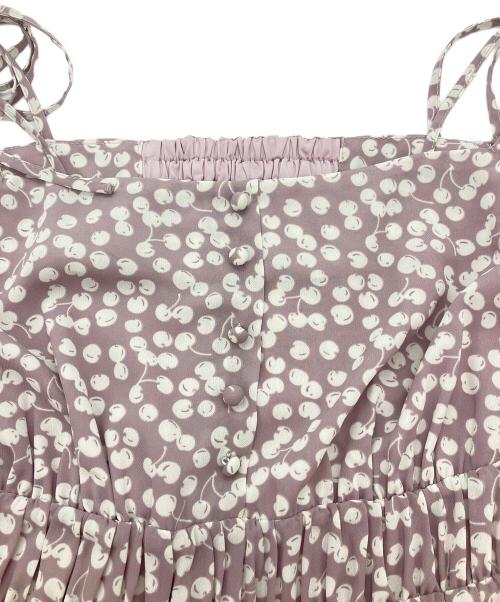 HER LIP TO（ハーリップトゥ）Her lip to (ハーリップトゥ) Cherry Pattern Strap Top ラベンダー サイズ:Sの古着・服飾アイテム