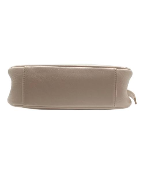 STAND OIL（スタンドオイル）STAND OIL (スタンドオイル) Bow Bag Mini/ボウバッグミニ ホワイトの古着・服飾アイテム