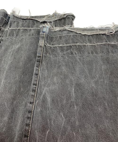 NEON SIGN（ネオンサイン）NEON SIGN (ネオンサイン) W BLACK UNHEMMED WIDE DENIM SLACKS/マイノリティブラック アンヘムド ワイドデニム スラックス グレー サイズ:46の古着・服飾アイテム