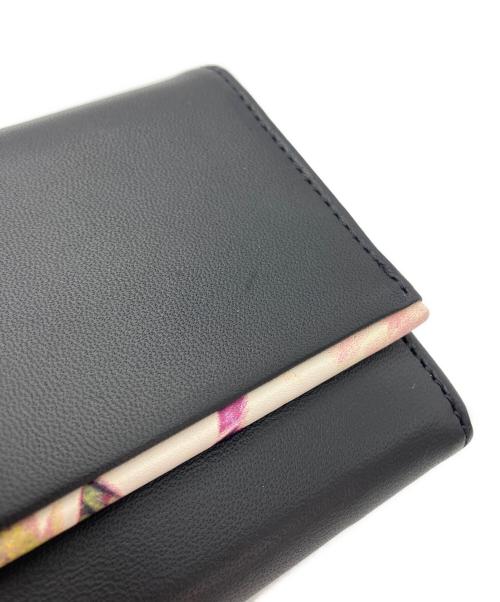 PAUL SMITH（ポールスミス）PAUL SMITH (ポールスミス) 花柄スワールトリム ブラックの古着・服飾アイテム