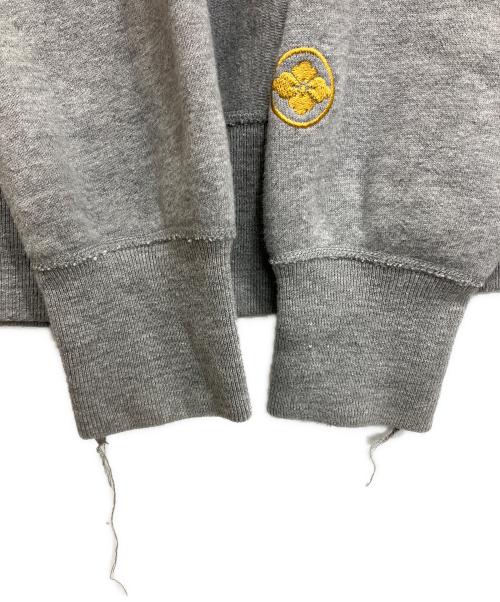 EVISU（エヴィス）EVISU (エヴィス) カモメプリントVガゼットスウェット グレー サイズ:42の古着・服飾アイテム