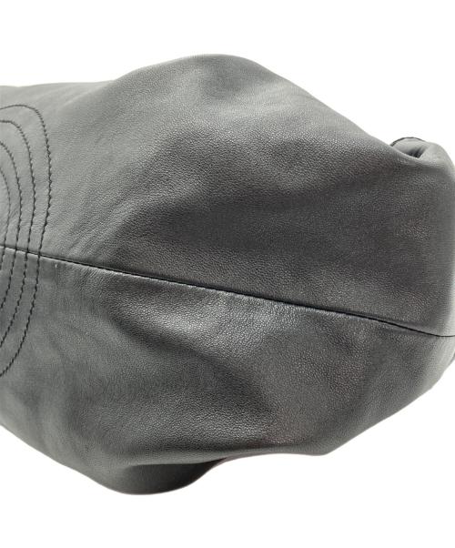 LOEWE（ロエベ）LOEWE (ロエベ) ナッパアイレ レザーハンドバッグ ブラックの古着・服飾アイテム