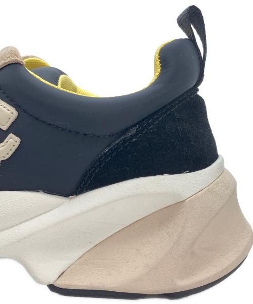 TORY BURCH（トリーバーチ）TORY BURCH (トリーバーチ) Good Luck Trainer ローカットスニーカー ブラック×ベージュ サイズ:5.5の古着・服飾アイテム