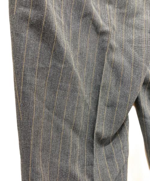 LORO PIANA（ロロピアーナ）LORO PIANA (ロロピアーナ) ウールリネン ストライプ 3Bセットアップスーツ ブルー×イエロー サイズ:48Bの古着・服飾アイテム