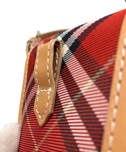 BURBERRY BLUE LABEL（バーバリー ブルー レーベル）BURBERRY BLUE LABEL (バーバリー ブルー レーベル) チェック柄ミニショルダーバッグ レッドの古着・服飾アイテム