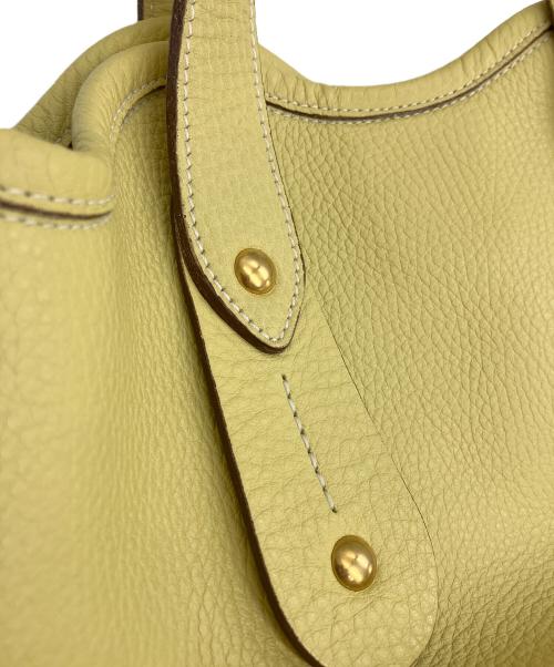 Salvatore Ferragamo（サルヴァトーレ フェラガモ）Salvatore Ferragamo (サルヴァトーレ フェラガモ) レザーハンドバッグ イエローの古着・服飾アイテム