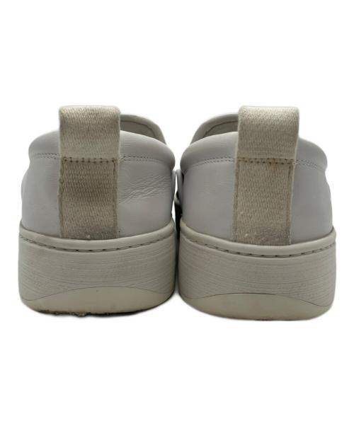 BOTTEGA VENETA（ボッテガベネタ）BOTTEGA VENETA (ボッテガベネタ) イントレチャート スリッポン ホワイト サイズ:35.5の古着・服飾アイテム