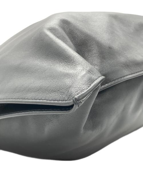 BOTTEGA VENETA（ボッテガベネタ）BOTTEGA VENETA (ボッテガベネタ) ザ ツイスト レザー クラッチバッグ ブラックの古着・服飾アイテム