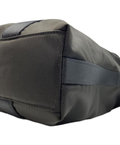 TUMI SPORT（トゥミスポーツ）TUMI SPORT (トゥミスポーツ) エッセンシャル・ノース・サウス・トート ブラック×ネイビーの古着・服飾アイテム