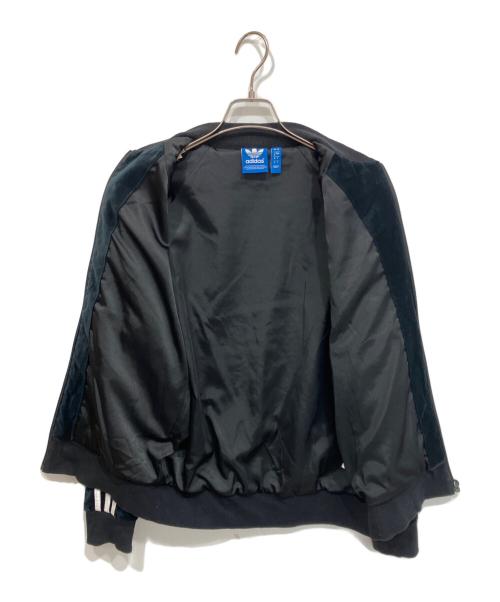 adidas（アディダス）adidas (アディダス) SS VELOUR TRACKTOP ベロア スーパースター ジャージ ブラック サイズ:Mの古着・服飾アイテム