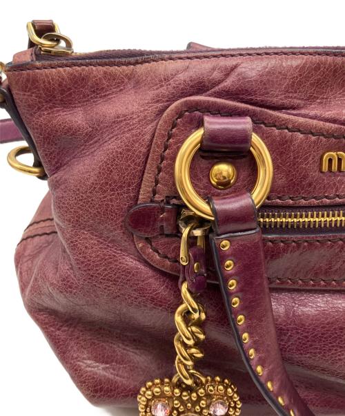 MIU MIU（ミュウミュウ）MIU MIU (ミュウミュウ) レザー スタッズ 2WAYショルダーバッグ パープルの古着・服飾アイテム