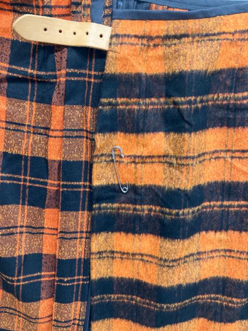 O'NEIL OF DUBLIN（オニールオブダブリン）O'NEIL OF DUBLIN (オニールオブダブリン) ラップスカート オレンジ サイズ:36の古着・服飾アイテム