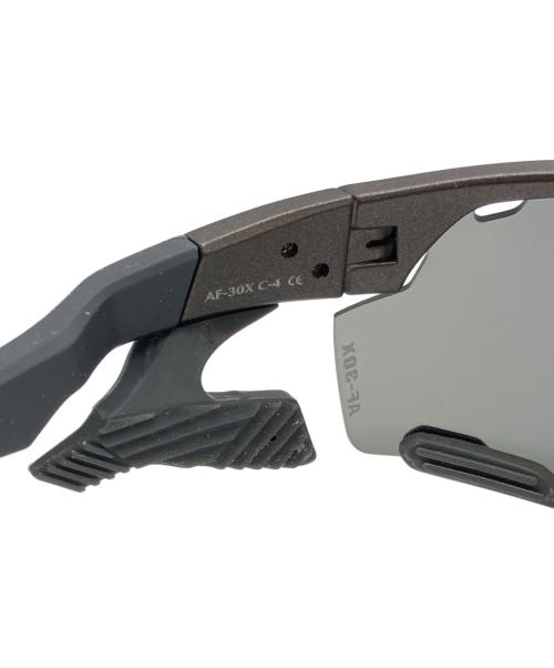 airfly（エアフライ）airfly (エアフライ) ｃ グレーの古着・服飾アイテム