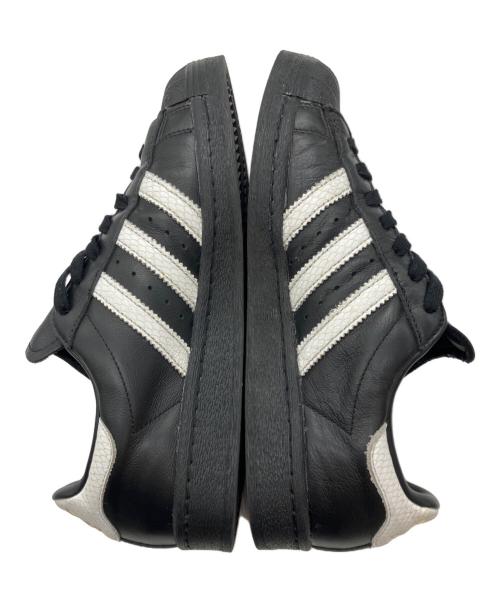 adidas（アディダス）adidas (アディダス) SUPERSTAR 82 GTX atmos“GID-SNK”　/　スーパースター 82 ブラック サイズ:26.5の古着・服飾アイテム