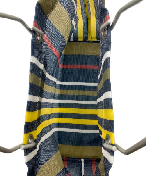 MARNI（マルニ）MARNI (マルニ) フラワーカフェ ストライプバッグ ネイビーの古着・服飾アイテム