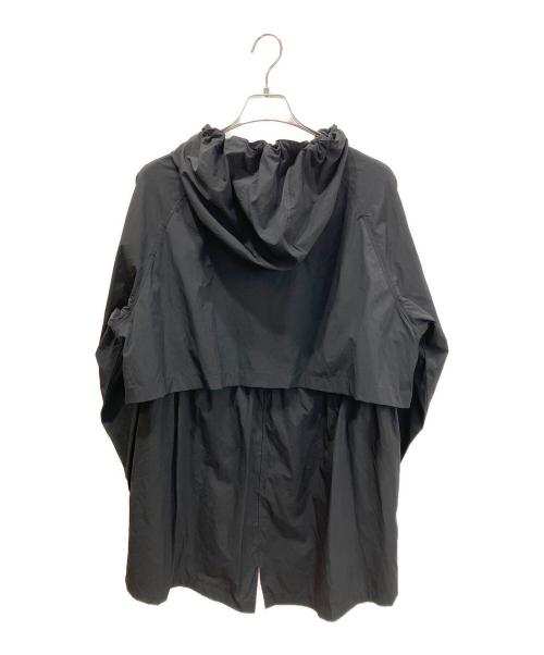 23区（ニジュウサンク）23区 (ニジュウサンク) ナイロン2WAYストレッチ フーデットアウター ブラック サイズ:44の古着・服飾アイテム