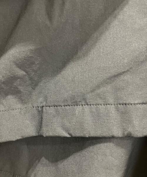 23区（ニジュウサンク）23区 (ニジュウサンク) ナイロン2WAYストレッチ フーデットアウター ブラック サイズ:44の古着・服飾アイテム