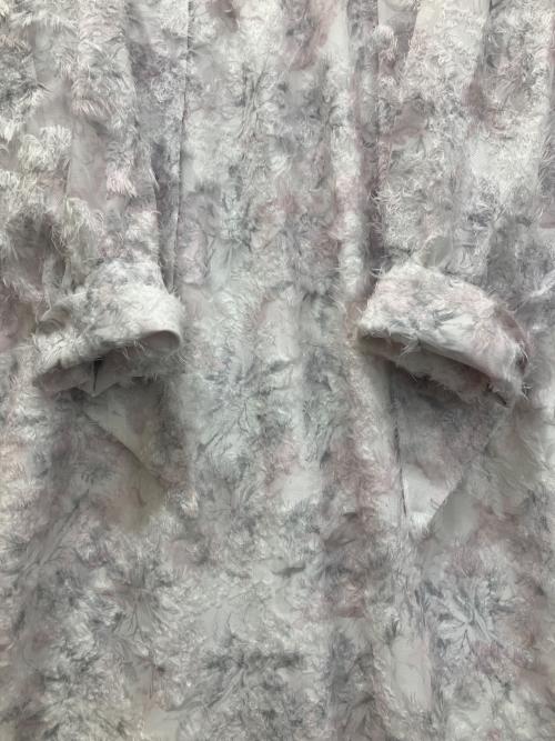 DazzliN（ダズリン）DazzliN (ダズリン) ヘアリーフラワーシフォンワンピース ホワイト×ピンク サイズ:Sの古着・服飾アイテム