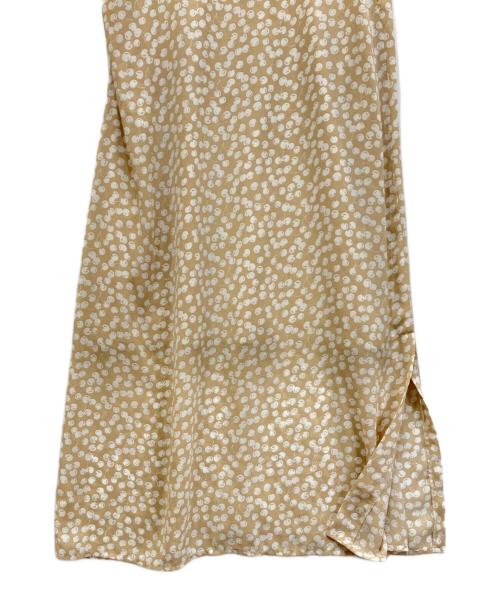 HER LIP TO（ハーリップトゥ）Her lip to (ハーリップトゥ) Cherry Pattern Cache-Coeur One-Piece/チェリーパターンカシュクールワンピース ベージュ サイズ:Ｍの古着・服飾アイテム