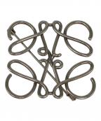 LOEWEロエベ）の古着「アナグラム ブローチ」