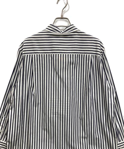canclini（カンクリーニ）canclini (カンクリーニ) 23区 (ニジュウサンク) ストライプシャツ ホワイト×ネイビー サイズ:40の古着・服飾アイテム