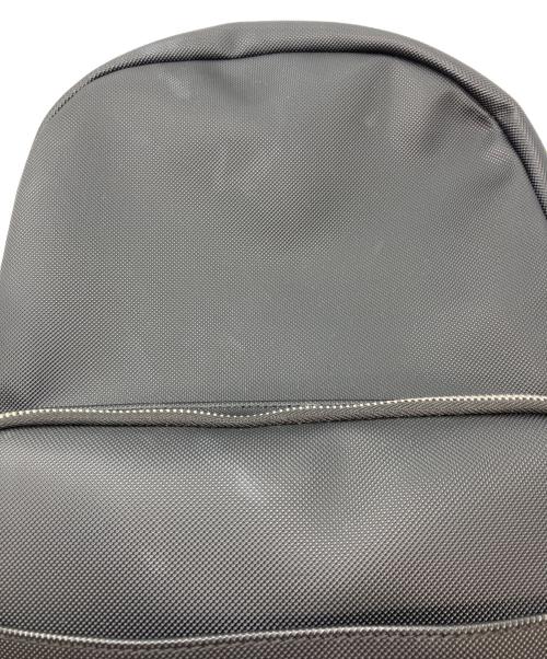 LACOSTE（ラコステ）LACOSTE (ラコステ) ポケットバックパック ブラックの古着・服飾アイテム