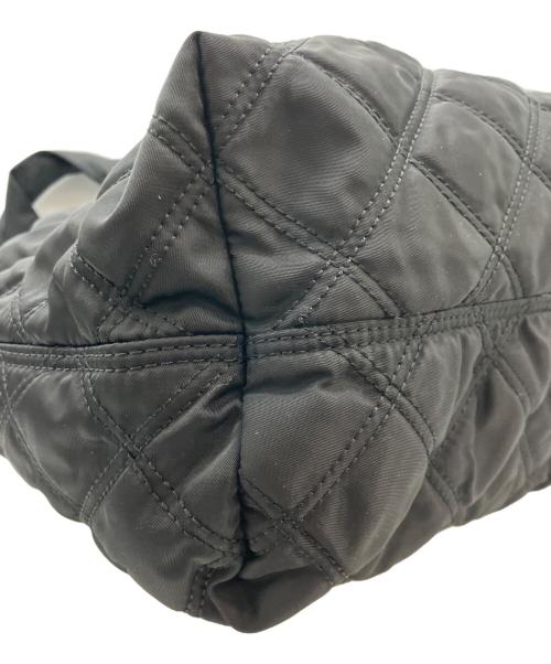 MARC JACOBS（マークジェイコブス）MARC JACOBS (マークジェイコブス) NYLON KNOT TOTE キルティングトートバッグ ブラックの古着・服飾アイテム