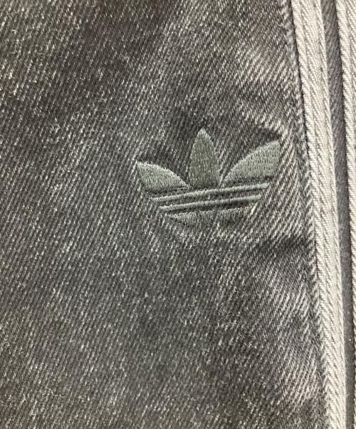 adidas（アディダス）adidas (アディダス) FIREBIRD PANTS/ファイヤーバードトラックパンツ ブラック サイズ:34の古着・服飾アイテム
