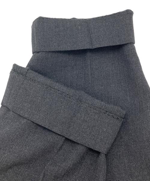 MARKAWARE（マーカウェア）MARKAWARE (マーカウェア) FRONT PLEATS PEGTOP ORGANIC WOOL SURVIVAL CLOTH グレー サイズ:1の古着・服飾アイテム