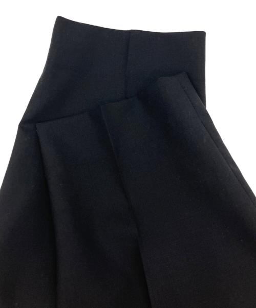 MARKAWARE（マーカウェア）MARKAWARE (マーカウェア) FRONT PLEATS PEGTOP ORGANIC WOOL TROPICAL ブラック サイズ:1の古着・服飾アイテム