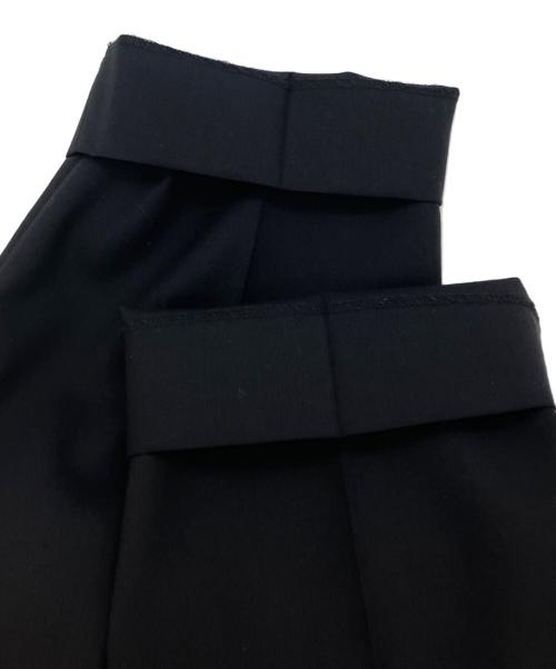 MARKAWARE（マーカウェア）MARKAWARE (マーカウェア) FRONT PLEATS PEGTOP ORGANIC WOOL TROPICAL ブラック サイズ:1の古着・服飾アイテム