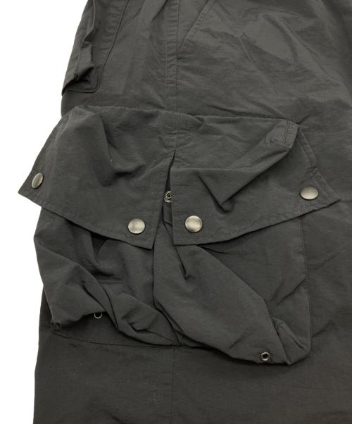 YOKE（ヨーク）YOKE (ヨーク) Multi pockets utility shorts ブラック サイズ:SIZE2の古着・服飾アイテム