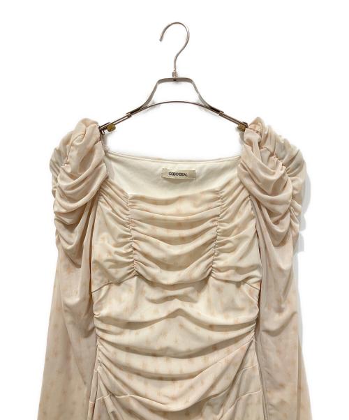 COCODEAL（ココディール）COCODEAL (ココディール) フラワーチュール ギャザーワンピース ベージュ サイズ:2の古着・服飾アイテム