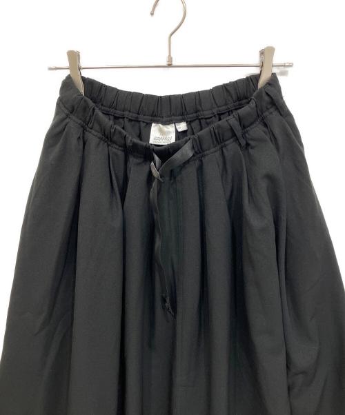 GRAMICCI（グラミチ）GRAMICCI (グラミチ) BEAMS BOY (ビームスボーイ) 別注 ギャザー スカート ブラック サイズ:Fの古着・服飾アイテム