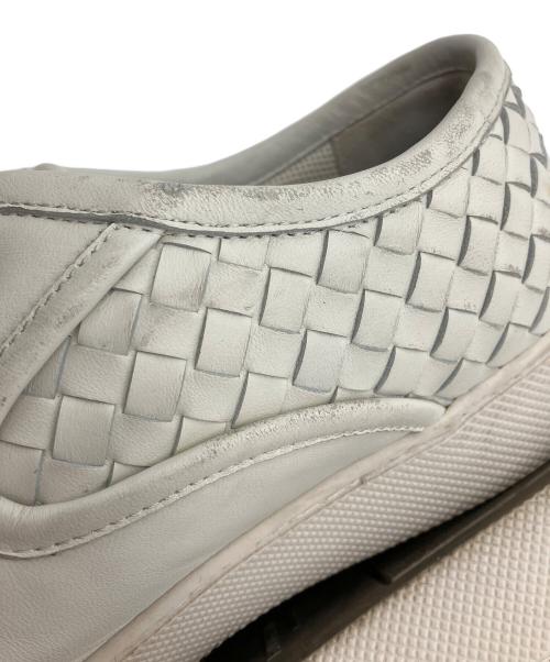 BOTTEGA VENETA（ボッテガベネタ）BOTTEGA VENETA (ボッテガベネタ) イントレチャートレザースニーカー ホワイト サイズ:43の古着・服飾アイテム
