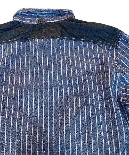 JUNYA WATANABE COMME des GARCONS（(ジュンヤワタナベ コムデギャルソン）JUNYA WATANABE COMME des GARCONS ((ジュンヤワタナベ コムデギャルソン) 00s ストライプ×シャンブレー 切替シャツ ホワイト×ブルー サイズ:XLの古着・服飾アイテム