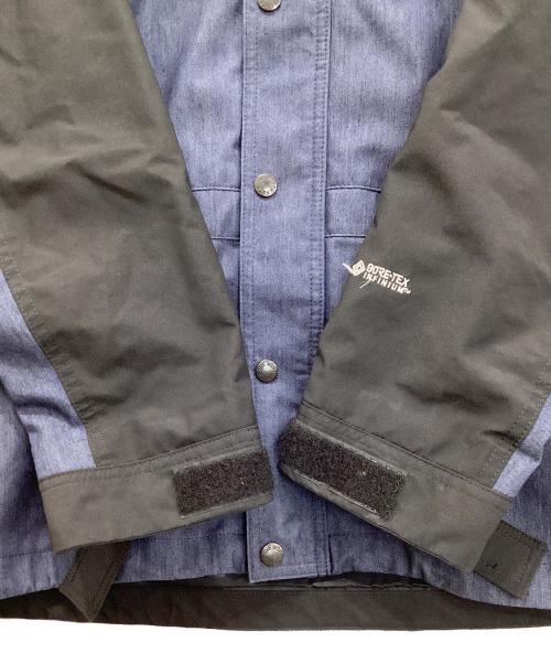 THE NORTH FACE（ザ ノース フェイス）THE NORTH FACE (ザ ノース フェイス) MOUNTAIN LIGHT DENIM JACKET ブラック×インディゴ サイズ:Mの古着・服飾アイテム