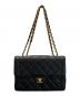 CHANEL（シャネル）の古着「マトラッセ25 チェーンショルダーバッグ」｜ブラック