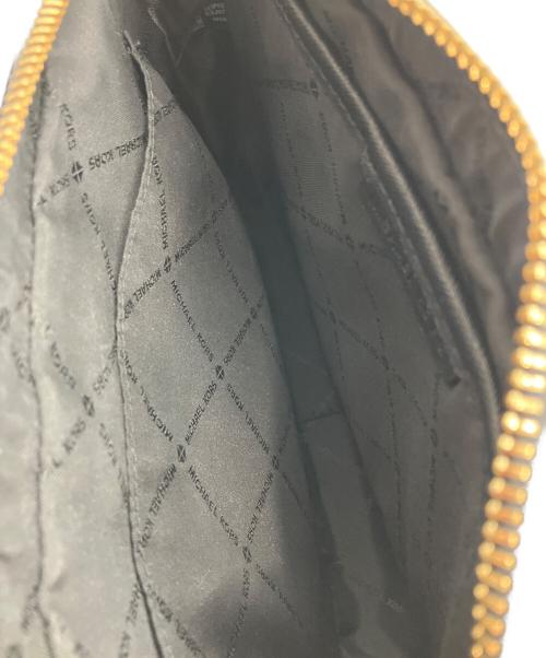 MICHAEL KORS（マイケルコース）MICHAEL KORS (マイケルコース) ショルダーバッグ ブラックの古着・服飾アイテム
