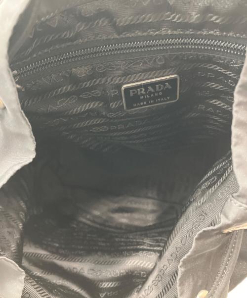 PRADA（プラダ）PRADA (プラダ) ロゴ金具 ナイロン リュック ブラックの古着・服飾アイテム