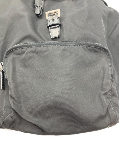 PRADA（プラダ）PRADA (プラダ) ロゴ金具 ナイロン リュック ブラックの古着・服飾アイテム