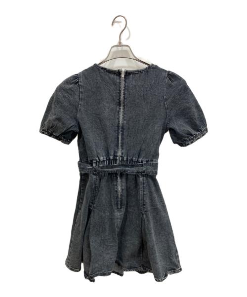 Pium（ピウム）pium (ピウム) プリーツベルトデニムミニワンピース ブラック サイズ:freeの古着・服飾アイテム
