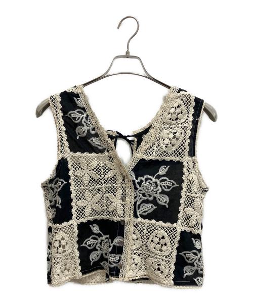 MAISON SPECIAL（メゾンスペシャル）MAISON SPECIAL (メゾンスペシャル) 2way Embroidery Vest ホワイト×ブラック サイズ:freeの古着・服飾アイテム